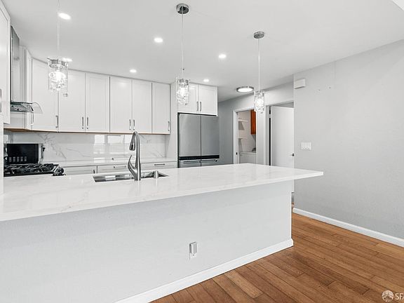 4th image of 2311 Lupine Ct
