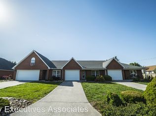 2513 Keeneland Dr, Maryville, TN 37803