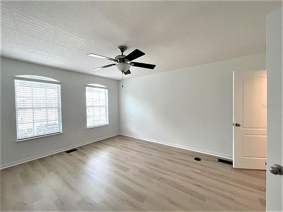 3rd image of 9501 Ashburn Creek Ln