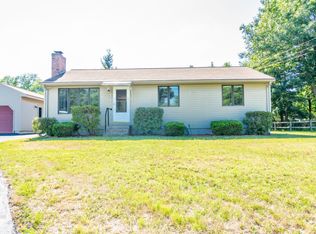 63 Drewsen Dr, Northampton, MA 01062