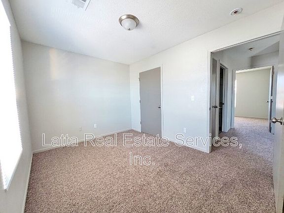 4th image of 208 N 1st St APT C