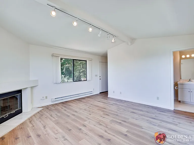 15479 Belnap Way — Photo 22
