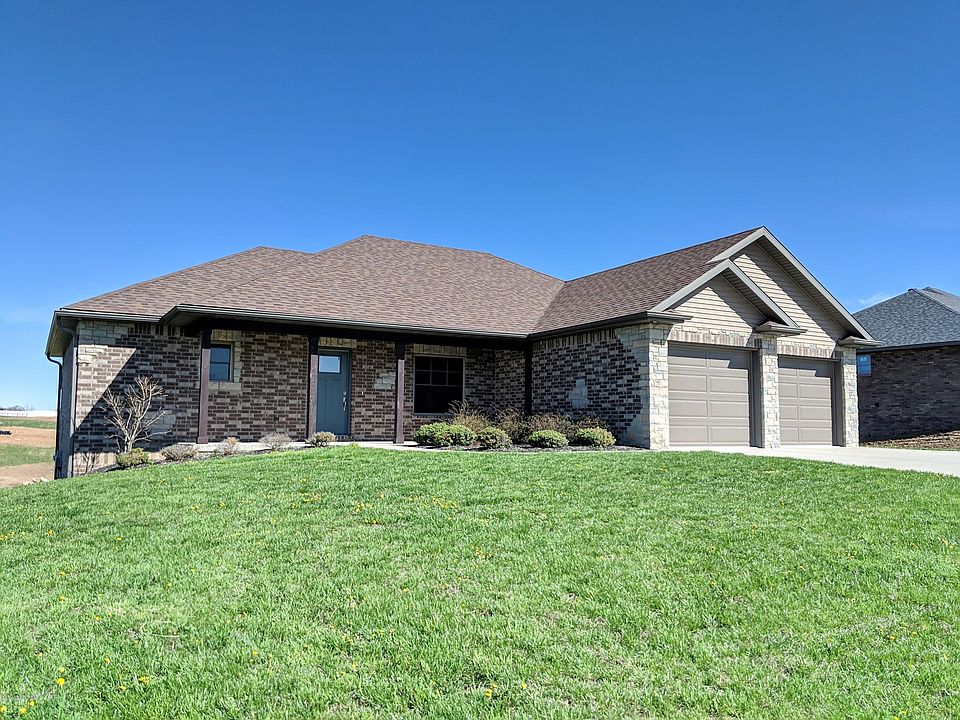 1st image of 218 Pioneer Trail Dr