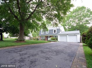 15703 Peach Walker Dr, Bowie, MD 20716