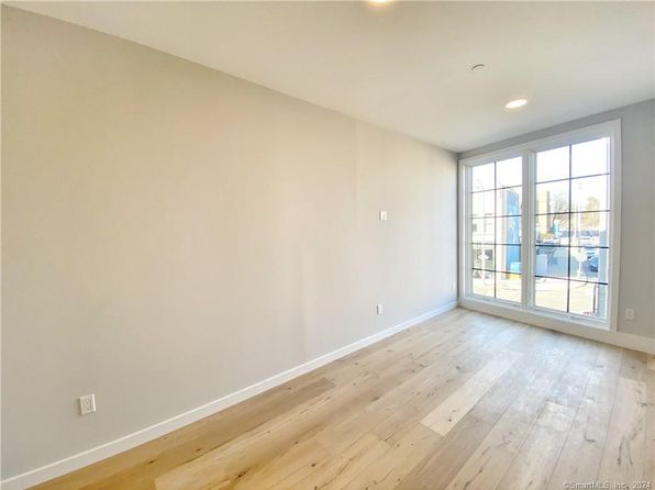 51 Wall St #3