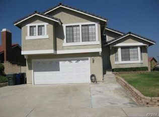 66 Rainbow Ridge Rd, Pomona, CA 91766