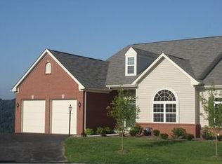 319 Horizon Dr, Monroeville, PA 15146