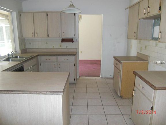5th image of 1848 Maureen Dr