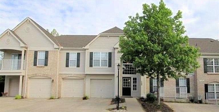 1st image of 150 Gateway Dr APT C