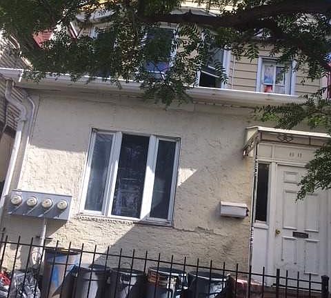 5th image of 9512 41st Ave