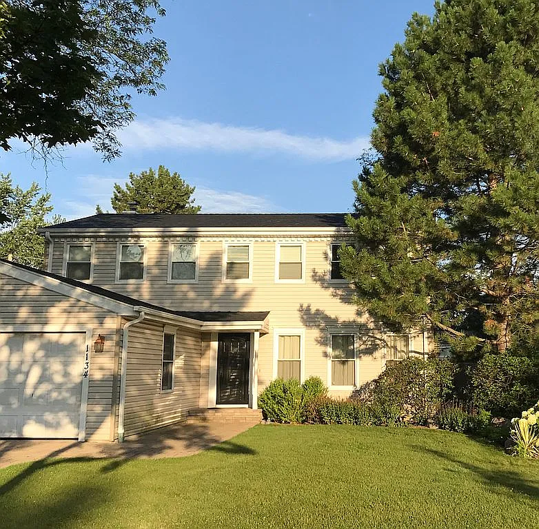 1134 Highland Ln photo 1