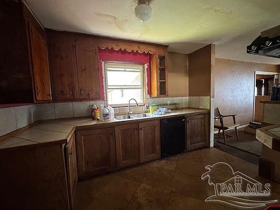 4th image of 216 Buck Dr