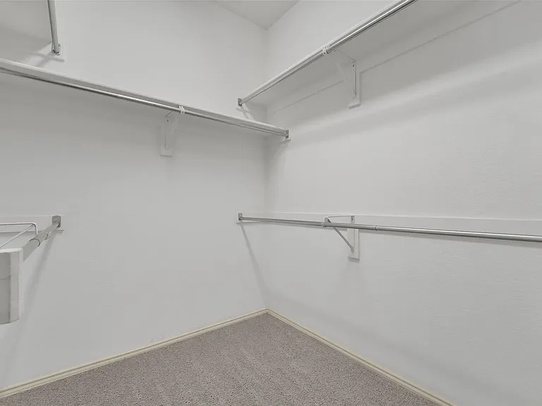 5106 Petersburg Dr — Photo 13