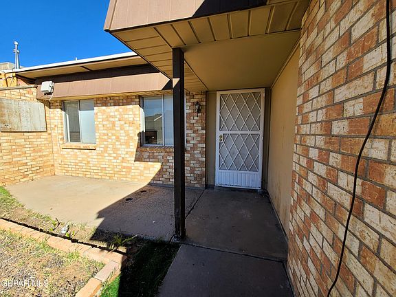 3rd image of 10687 Cardigan Dr