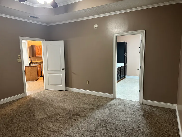 1050 Gage Dr — Photo 24
