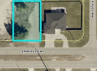 1007 Embers Pkwy W, Cape Coral, FL 33993
