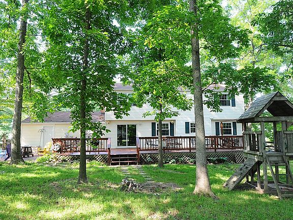 LARGE WOODED LOT