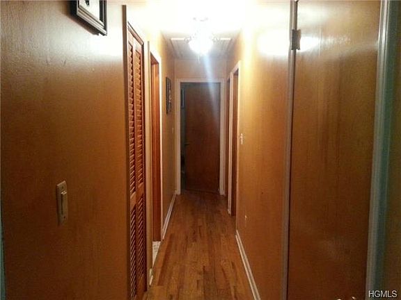 5th image of 4 Nichols Ln