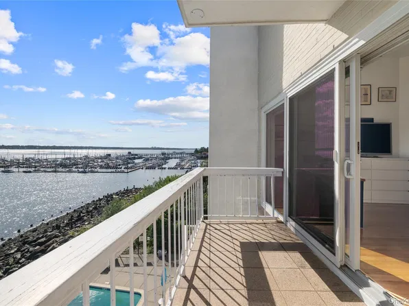170-190 Schofield St APT 3A, Bronx, NY 10464