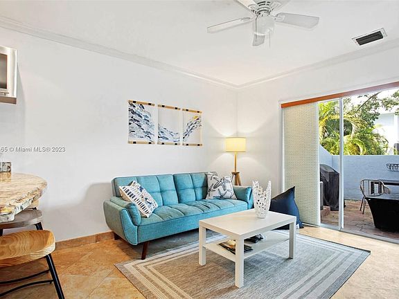 2nd image of 798 Crandon Blvd APT 37C