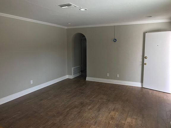 3rd image of 778 Grossmont Ave