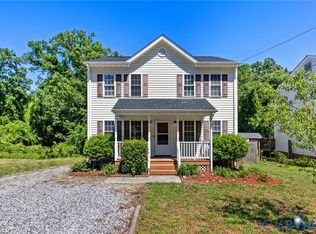 1007 Arlington Rd, Hopewell, VA 23860