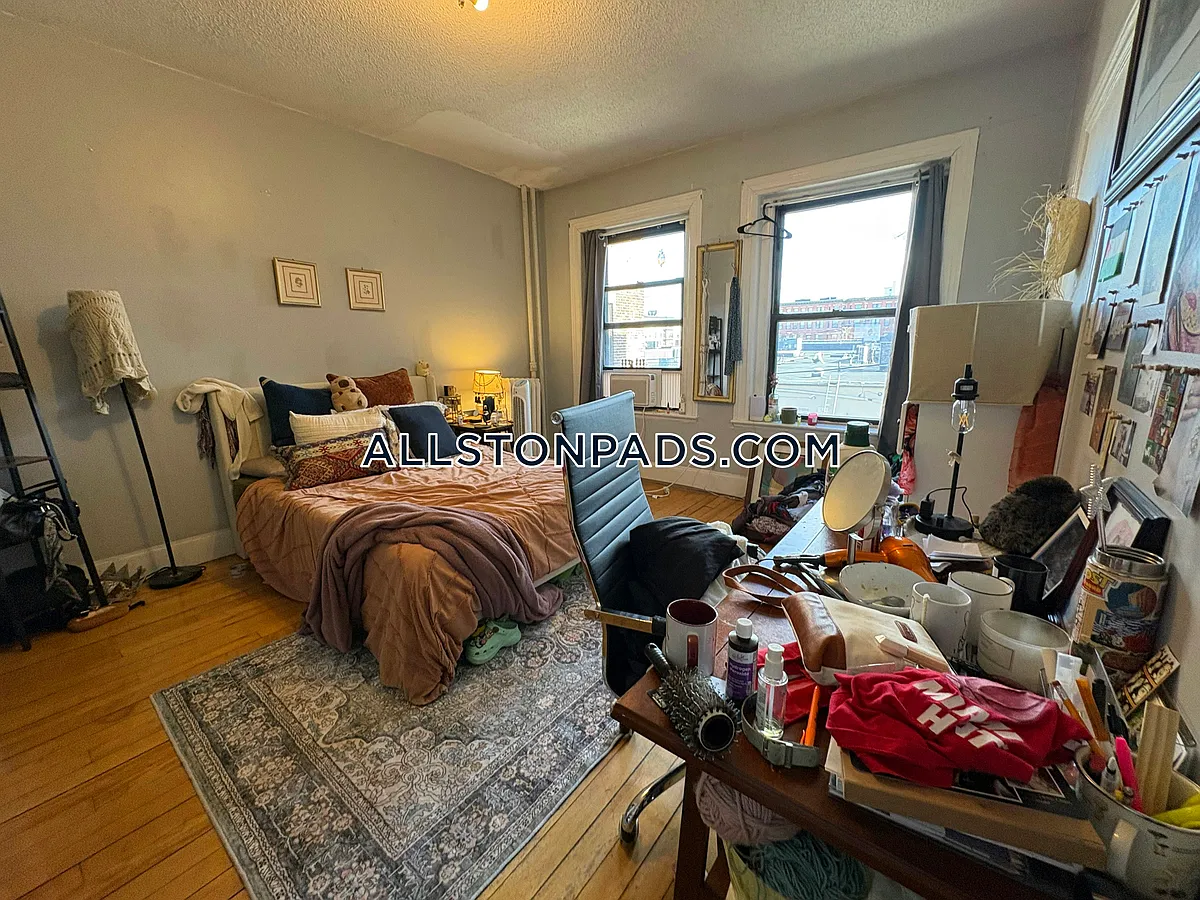 Building Photo - 18 Glenville Ave #2