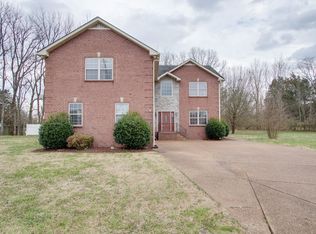 1612 Woodhaven Ct, Lebanon, TN 37087
