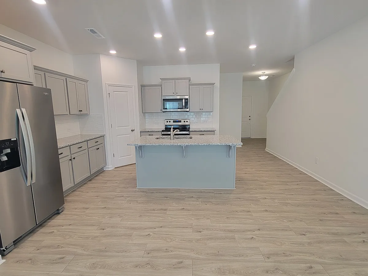 Building Photo - 20 Catterton Ln