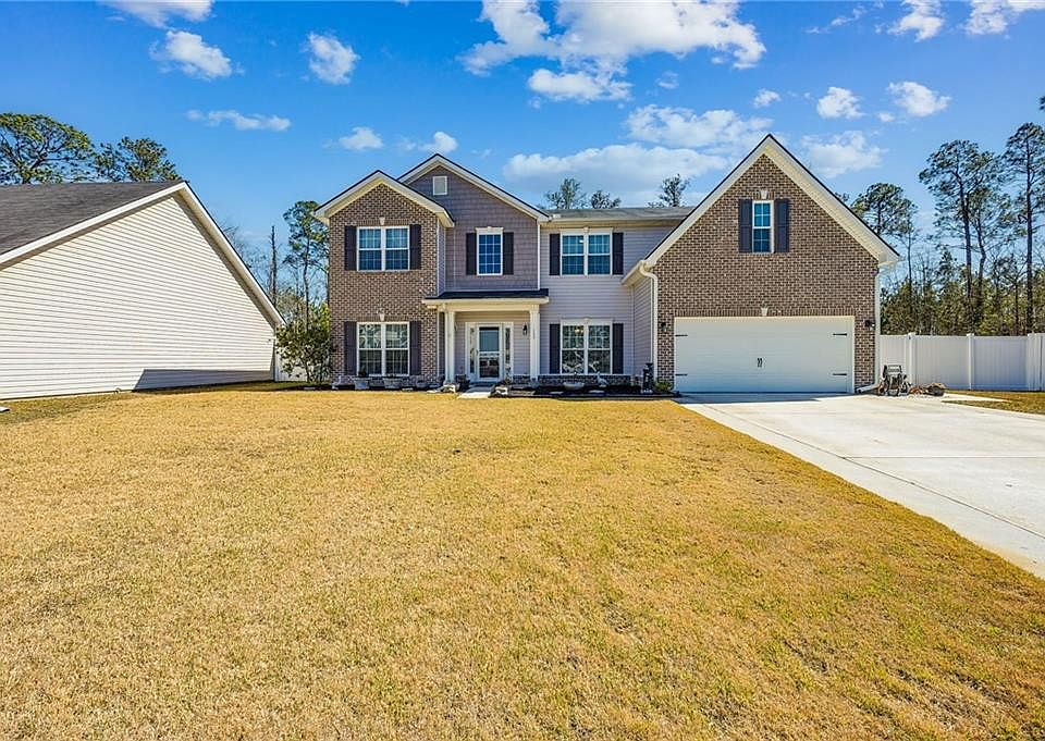 1st image of 117 Larsen Ct