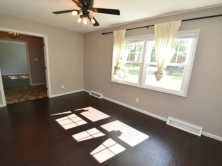 54579 Whispering Oak Dr — Photo 10