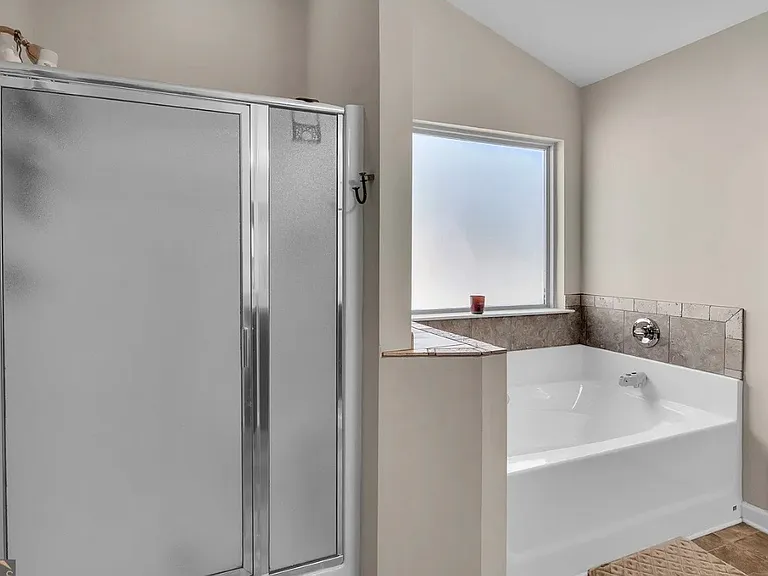 143 Dustin Dr — Photo 7