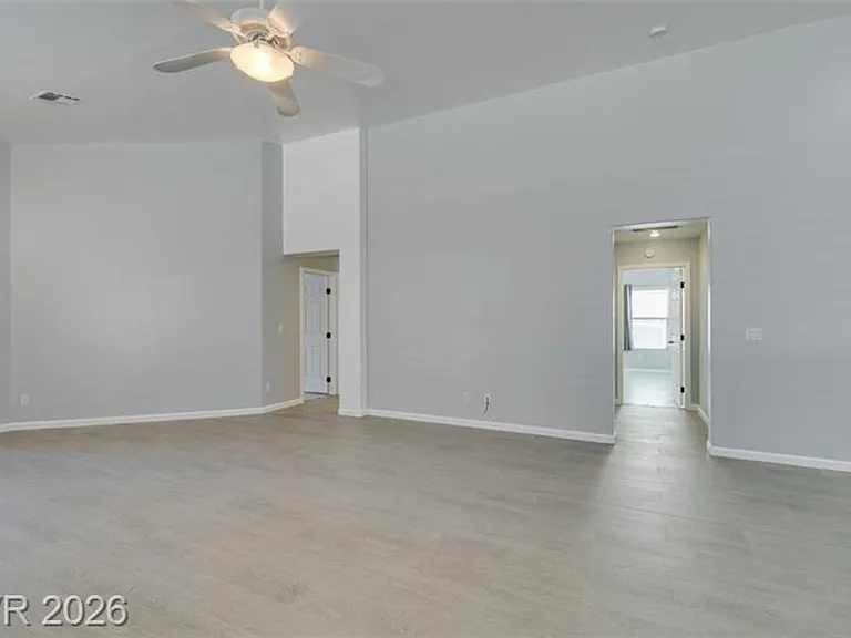 8111 Desert Cloud Ave — Photo 9
