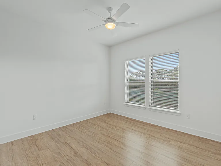 Botanic Miramar Beach — Photo 175