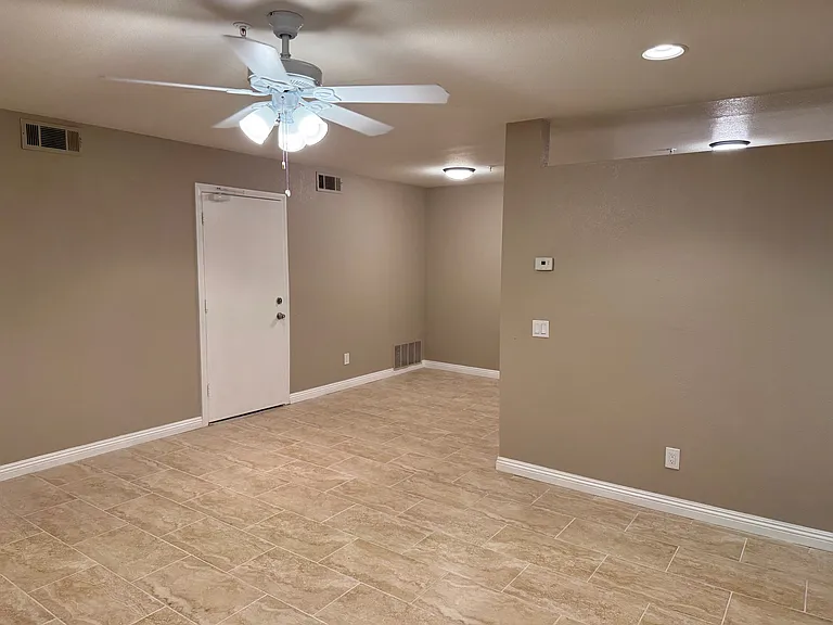 16645 Valencia Ave #2B — Photo 5