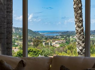 7402 Cadencia St, Carlsbad, CA 92009