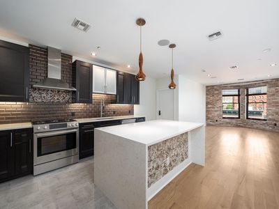227 4th St APT 402, Jersey City, NJ, 07302