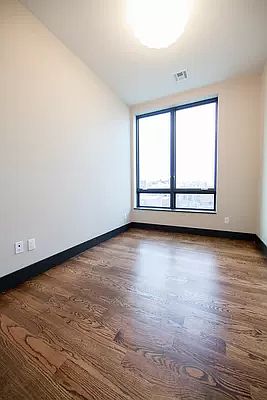5th image of 875 De Kalb Ave #3EE