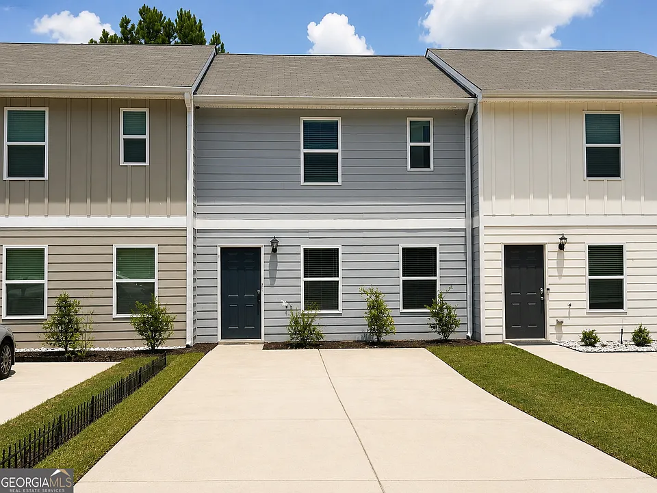 1814 Carrington Dr