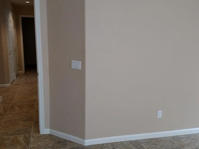 662 W Princeton Ave — Photo 9