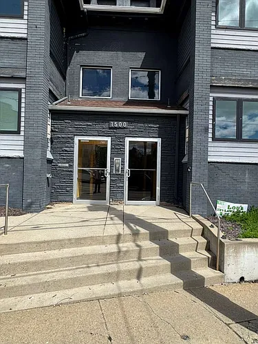 1500 Broadway Ave #104 Photo 1