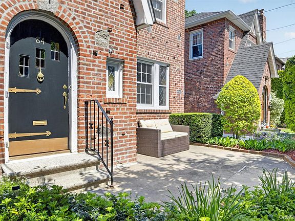 2nd image of 84 Halstead Avenue