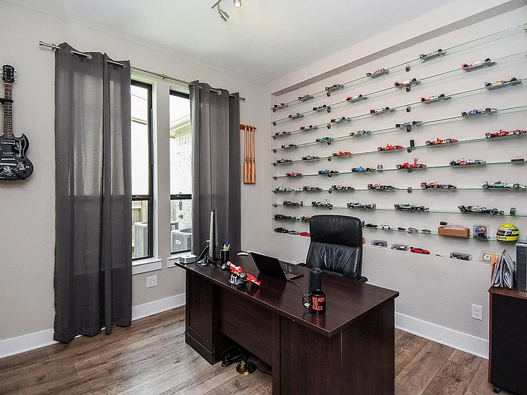 24902 Pavonia Lake Ln — Photo 14