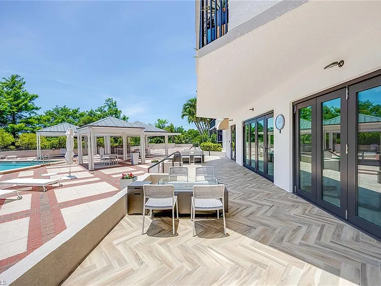 6075 Pelican Bay Blvd #605 — Photo 44