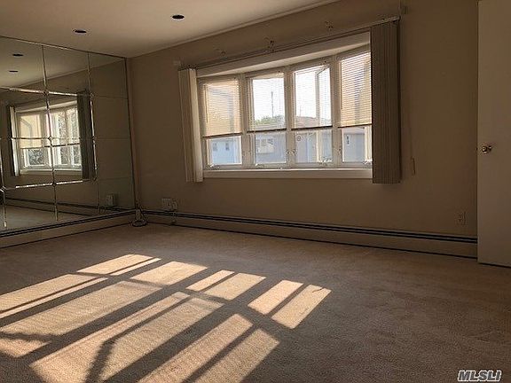 5th image of 56 Farnum Blvd