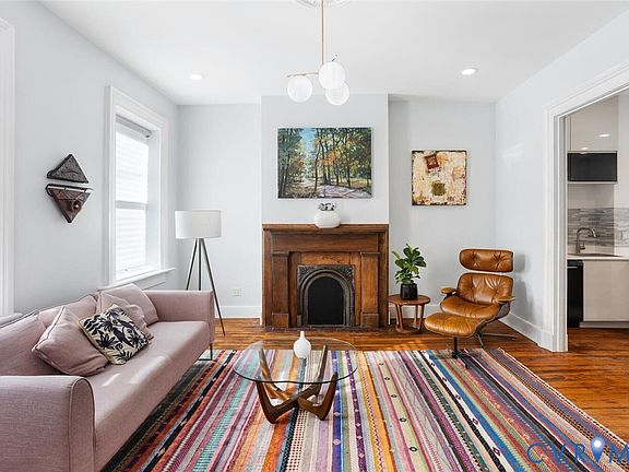 5th image of 2508 E Marshall St