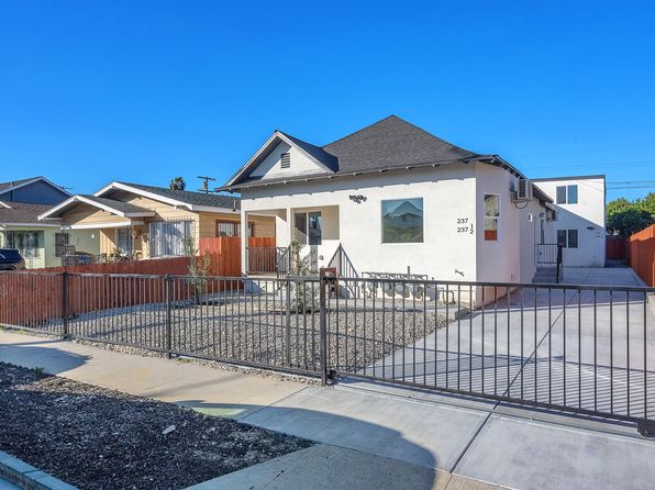 239 1/2 E 65th St #A