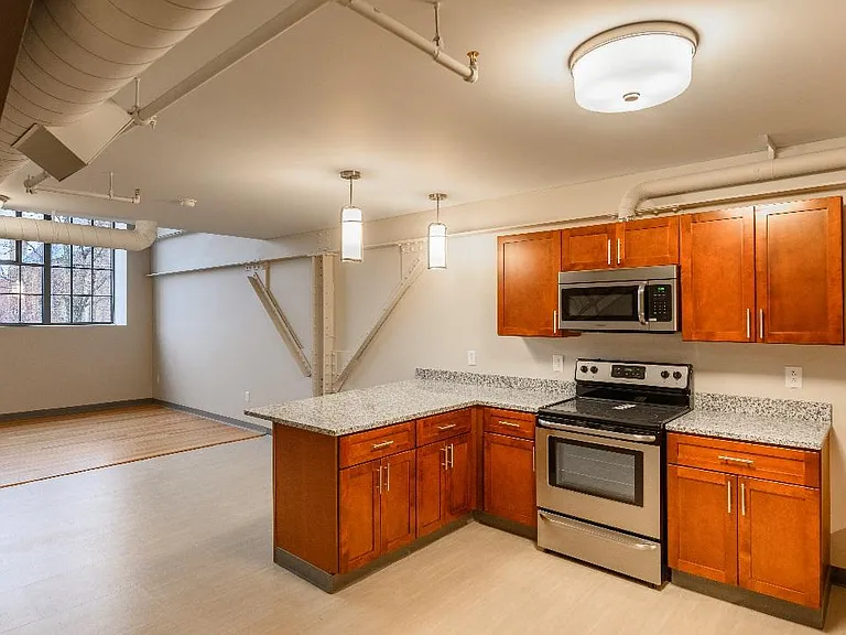 West 25th Street Lofts — Photo 13