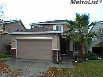 843 Summer Ln photo 1