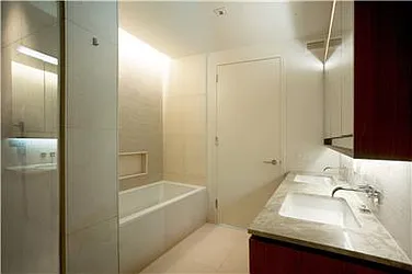 Rented by (Legacy) Elegran